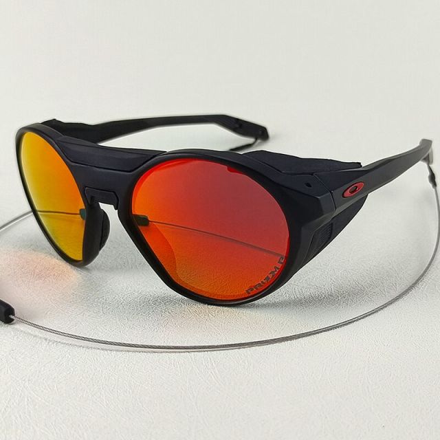 Oakley Clifden Sunglasses Matte Black Frame Prizm Ruby Lenses