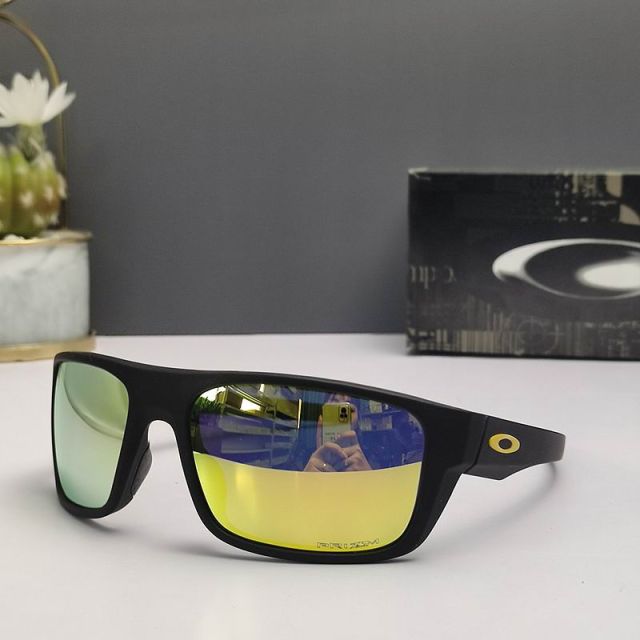 Oakley Drop Point Sunglasses Matte Black Frame Prizm Gold Lenses
