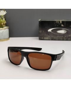 Oakley TwoFace Sunglasses Matte Black Frame Prizm Brown Polarized Lenses